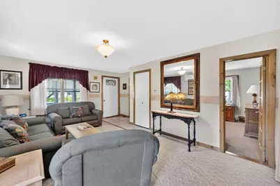 121 Merrill Rd, Springfield, MA 01119 - Photo 10