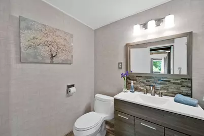 121 Merrill Rd, Springfield, MA 01119 - Photo 18