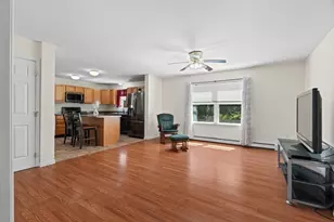 53 Farm St, Blackstone, MA 01504 - Photo 6
