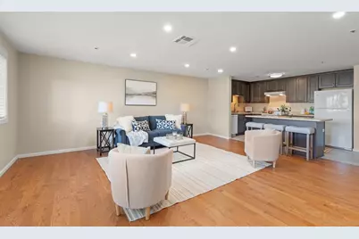 38 Dunham Rd #204, Beverly, MA 01915 - Photo 8