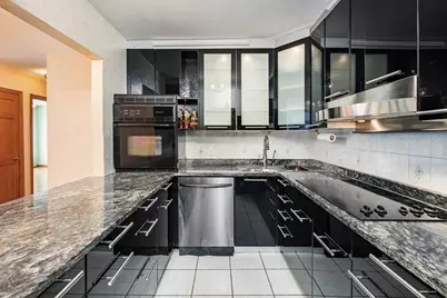 50 Park St #21, Brookline, MA 02446 - Photo 6
