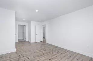 2 Hotel Ave, Peabody, MA 01960 - Photo 16