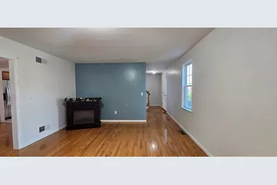 1967 Rodman St, Fall River, MA 02721 - Photo 6