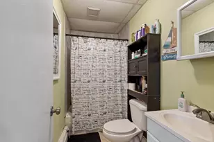 10 Kempton Ct, Lawrence, MA 01841 - Photo 12
