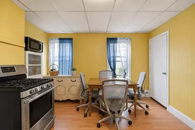 10 Kempton Ct, Lawrence, MA 01841 - Photo 26
