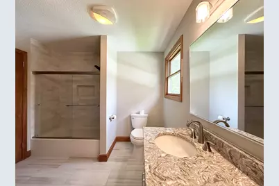 109 Vineland Ave, East Longmeadow, MA 01028 - Photo 16