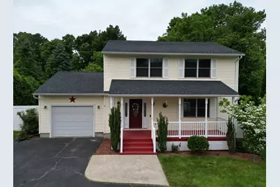 109 Vineland Ave, East Longmeadow, MA 01028 - Photo 1