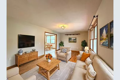 109 Vineland Ave, East Longmeadow, MA 01028 - Photo 8