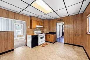 38 Adams Ave, Everett, MA 02149 - Photo 4