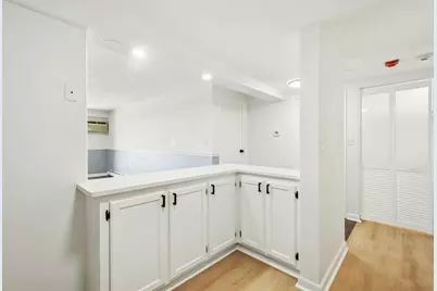 585 Revere Beach Pkwy #509, Revere, MA 02151 - Photo 8