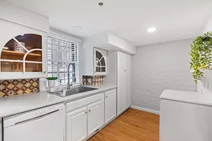 3 Mount Vernon Square, Boston, MA 02108 - Photo 4