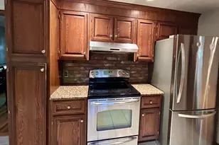 31 Muriel Ln, Milford, MA 01757 - Photo 4