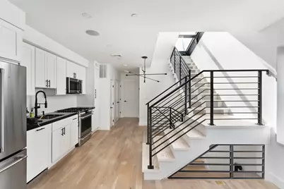 631 Saratoga St #4, Boston, MA 02128 - Photo 2