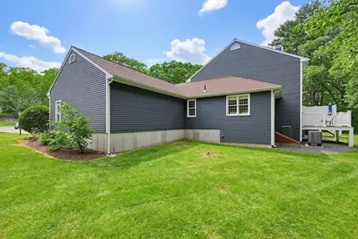 39 Stallbrook Rd #39, Milford, MA 01757 - Photo 6