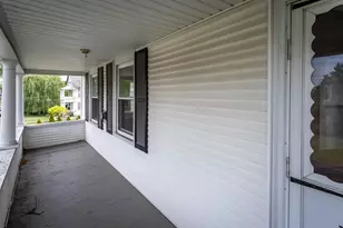16 Miller St, Westfield, MA 01085 - Photo 6