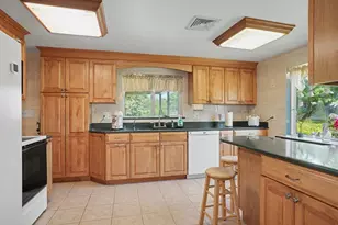 262 Clifton St, Belmont, MA 02478 - Photo 10