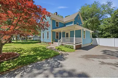 39 Beacon Street, Amesbury, MA 01913 - Photo 1