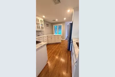 22 Grove Pl #6, Winchester, MA 01890 - Photo 8