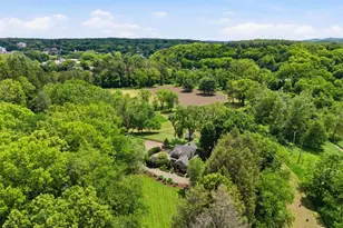 22 Conway Dr, Greenfield, MA 01301 - Photo 8