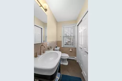 139 W 6th #1, Boston, MA 02127 - Photo 16
