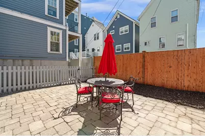 139 W 6th #1, Boston, MA 02127 - Photo 22