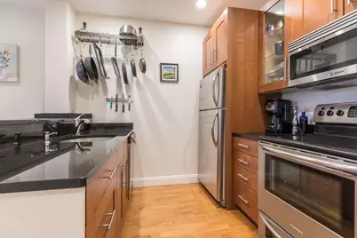 15 Garrison St #1, Boston, MA 02116 - Photo 8