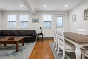 15 Garrison St, Boston, MA 02116 - Photo 2