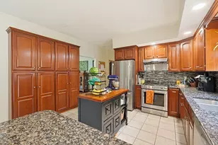 10 Amanda St, Middleborough, MA 02346 - Photo 20