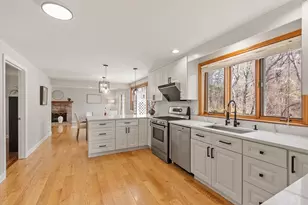 933 Liberty Square Rd, Boxborough, MA 01719 - Photo 12