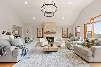 933 Liberty Square Rd, Boxborough, MA 01719 - Photo 4