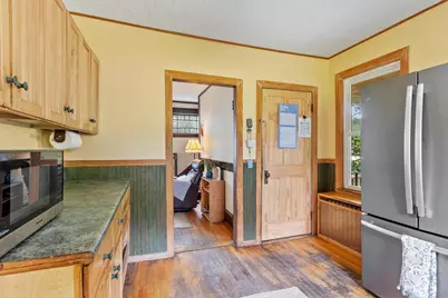 11 Wakefield St, Worcester, MA 01605 - Photo 14
