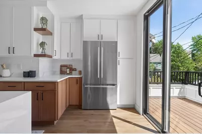 37 Kingston St #B, Somerville, MA 02144 - Photo 14