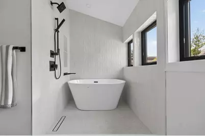 37 Kingston St #B, Somerville, MA 02144 - Photo 26