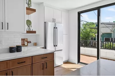 37 Kingston St #B, Somerville, MA 02144 - Photo 10