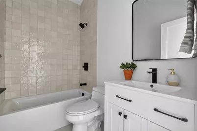 37 Kingston St #B, Somerville, MA 02144 - Photo 32