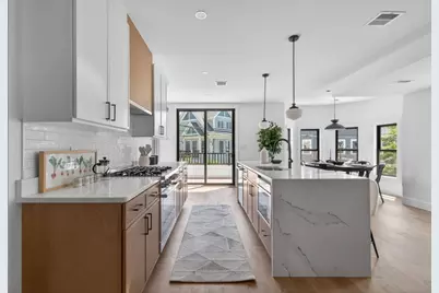 37 Kingston St #B, Somerville, MA 02144 - Photo 6