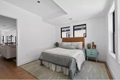 37 Kingston St #B, Somerville, MA 02144 - Photo 18