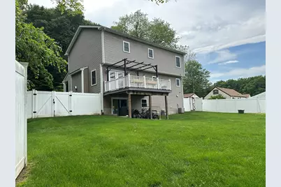 83 Federal St, Agawam, MA 01001 - Photo 4