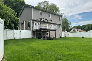 83 Federal St, Agawam, MA 01001 - Photo 4