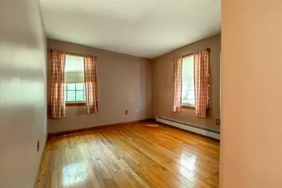 322 Spring St, Shrewsbury, MA 01545 - Photo 10