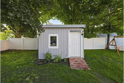 23 Kosciusko St, Peabody, MA 01960 - Photo 30