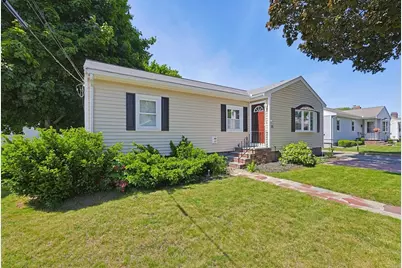 23 Kosciusko St, Peabody, MA 01960 - Photo 2