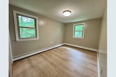 4 Link St #0, Foxboro, MA 02035 - Photo 8