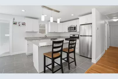 2 Hemenway Road, Framingham, MA 01701 - Photo 10
