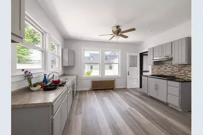 337 Union St, New Bedford, MA 02740 - Photo 12