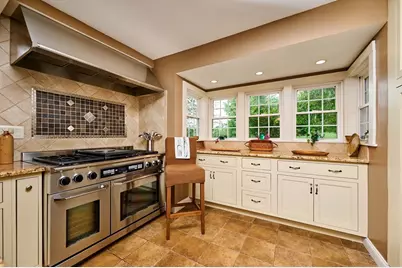 120 Hockanum Rd, Hadley, MA 01035 - Photo 14