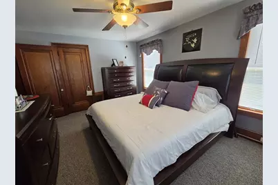 351 Davis Street, Greenfield, MA 01301 - Photo 18