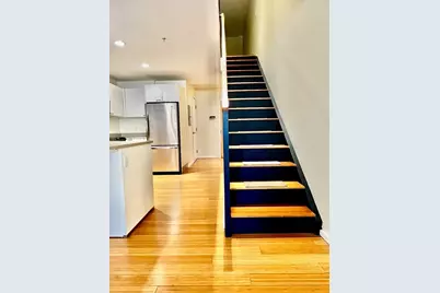 2 Earhart #121, Cambridge, MA 02141 - Photo 16