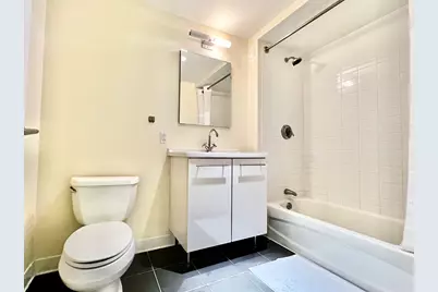 2 Earhart #121, Cambridge, MA 02141 - Photo 24