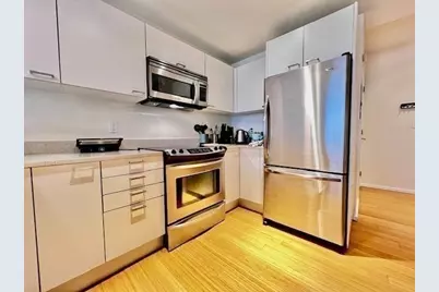 2 Earhart #121, Cambridge, MA 02141 - Photo 12
